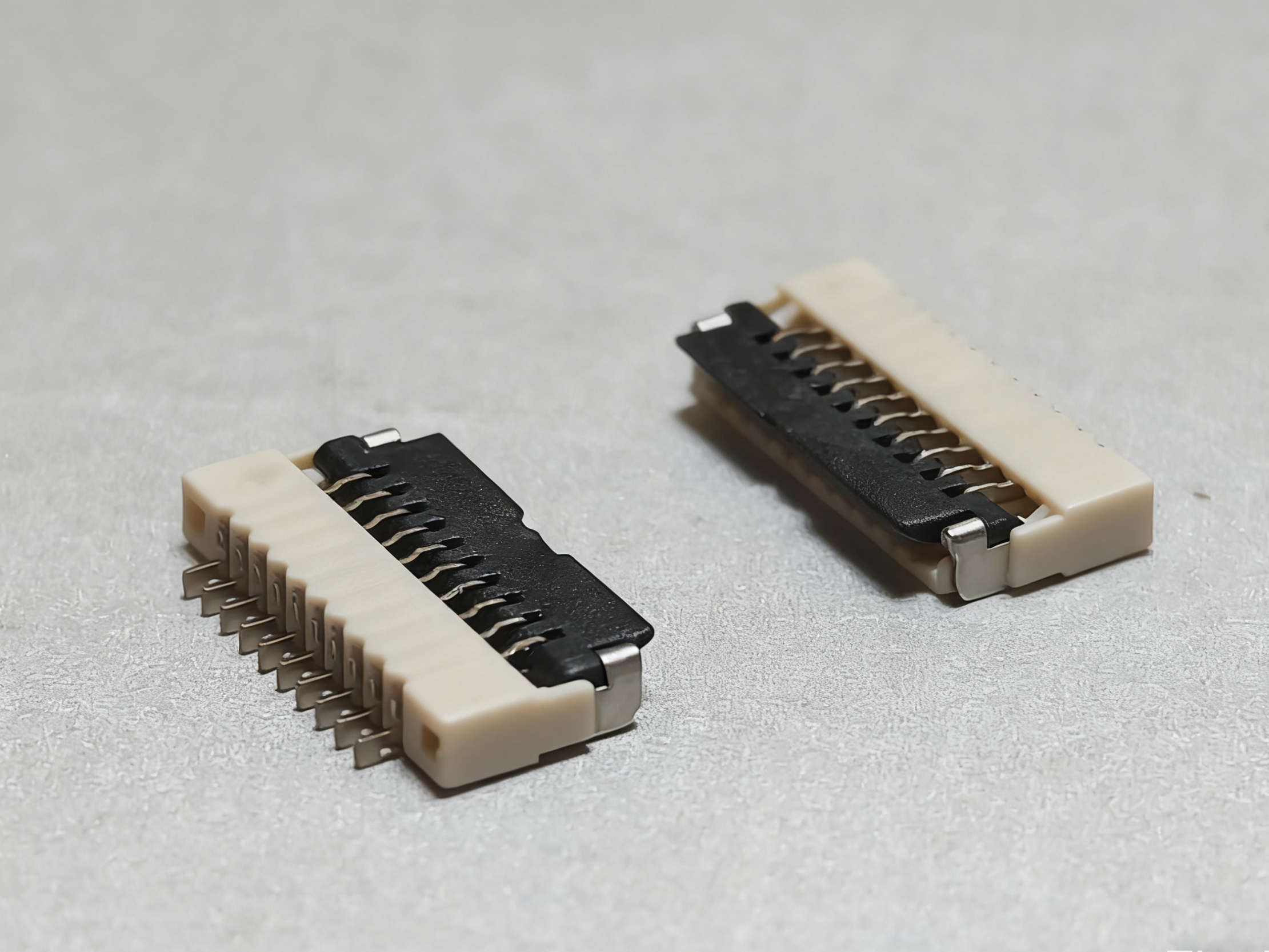 FPC0.5MM间距10P前插前翻盖卧贴下接式 H=1.0(0510)