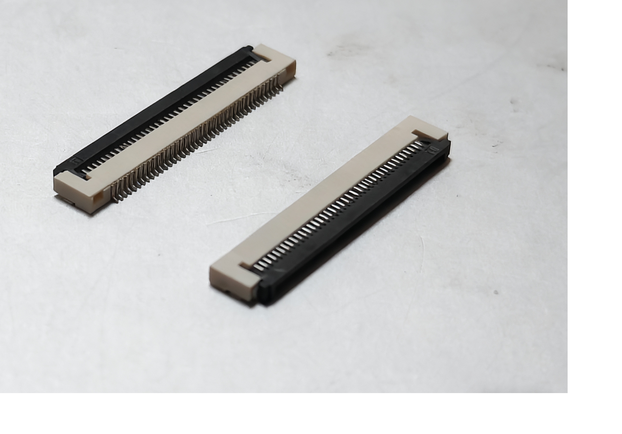 0.5间距H1.5厚前翻盖系列