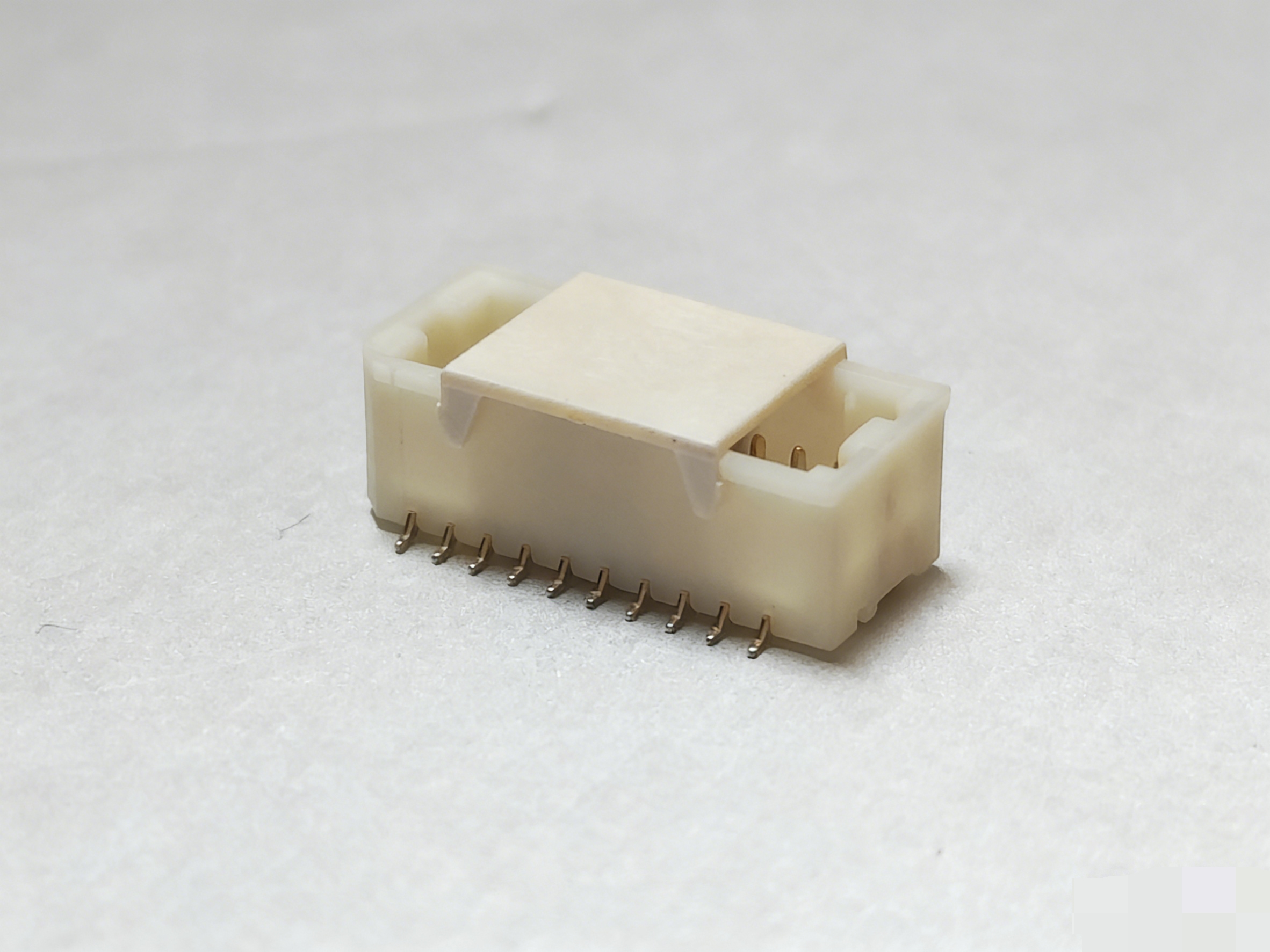 1.0MM PITCH 180°SMT TYPE, DOUBLE ROW