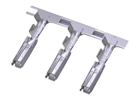 马自达中母端子